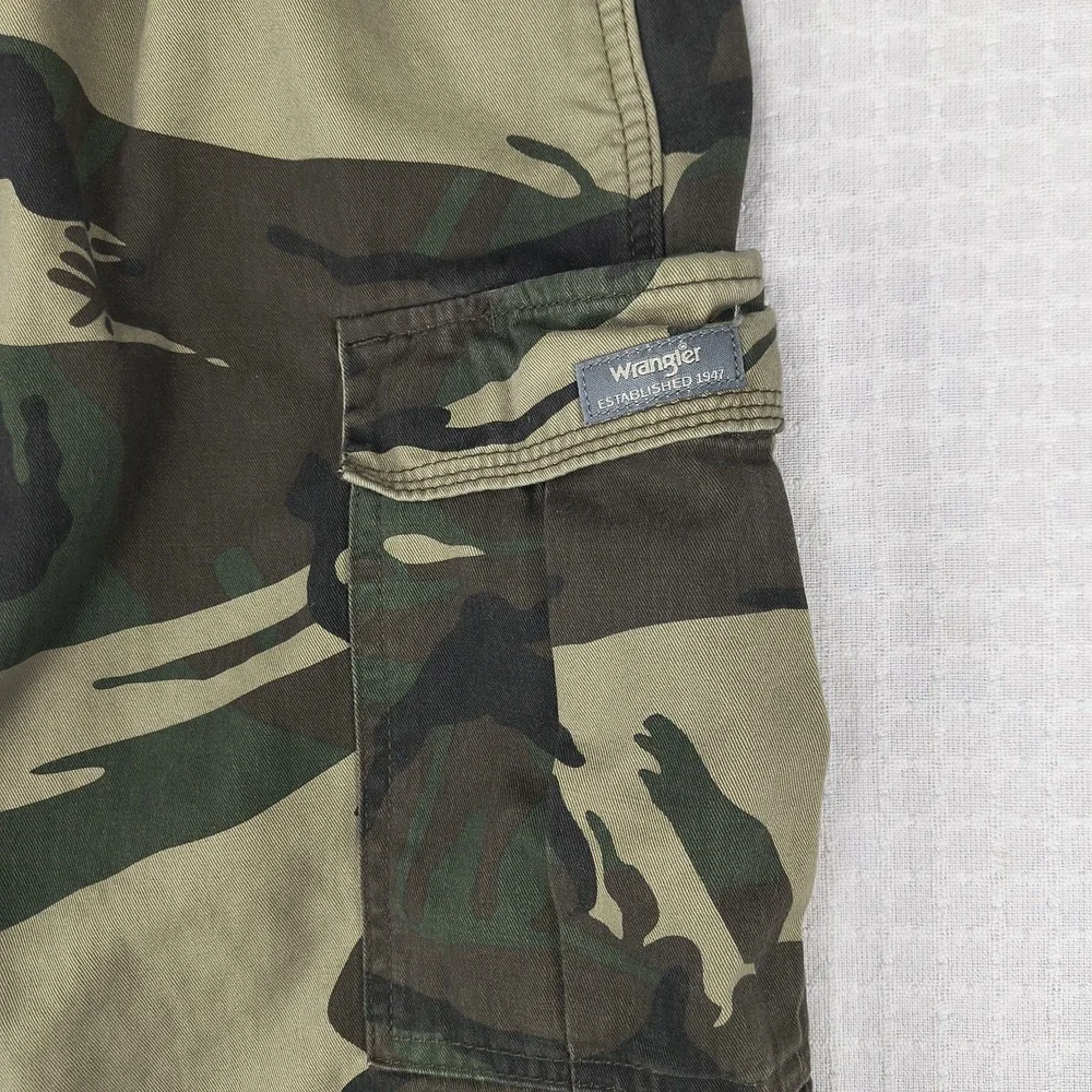Wrangler Mens Relaxed Fit Fleece Lined Camo‎ Cargo Pants 30x30 Green 70FEW4M